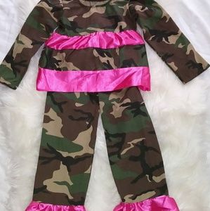 Boutique Camo outfit